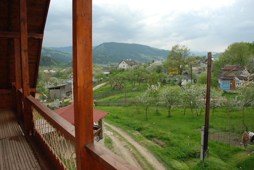 Sadyba Lileya Verkhovyna Camera foto